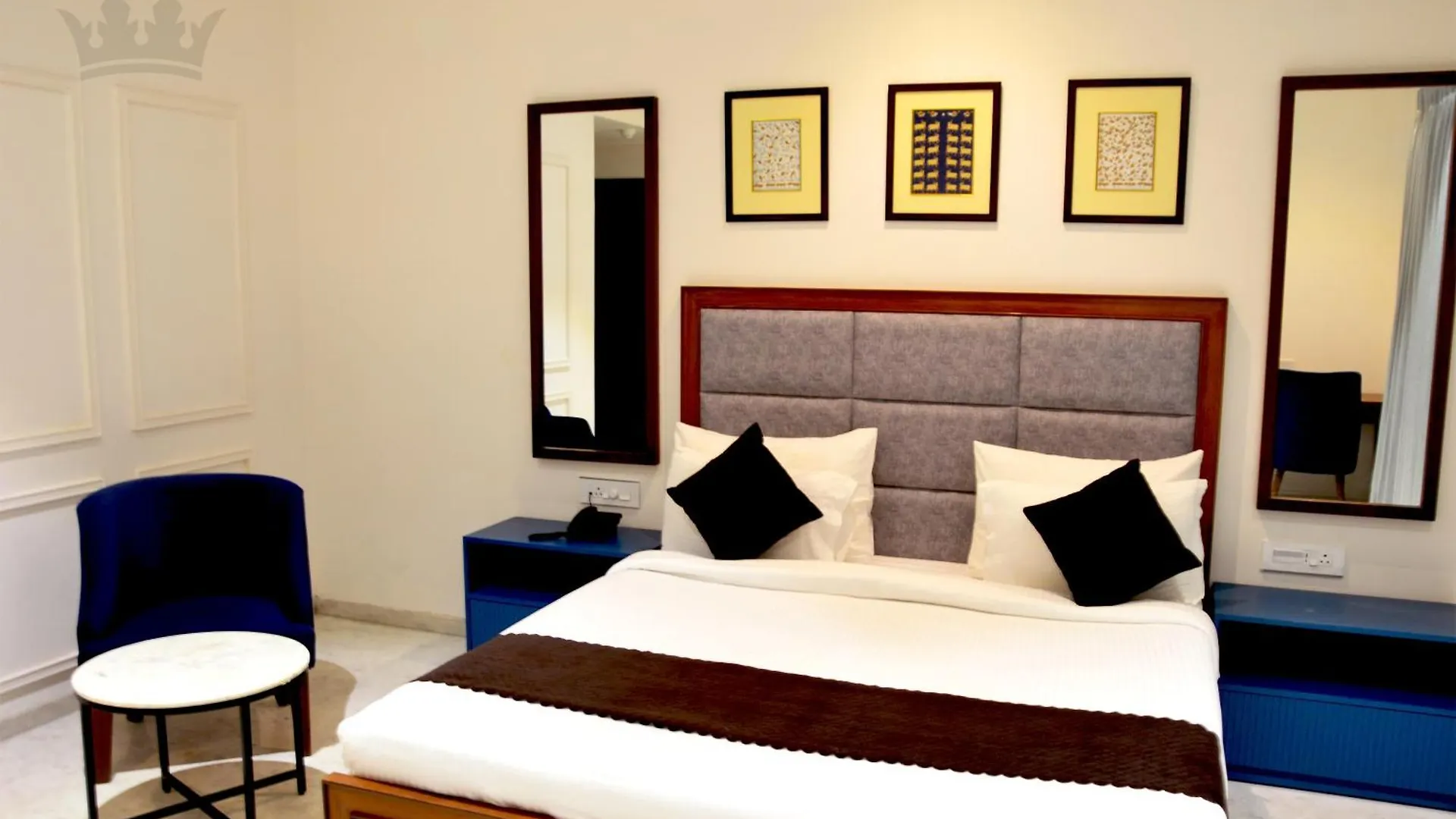 Hotel Sita Royal Lakside Chalet Udaipur