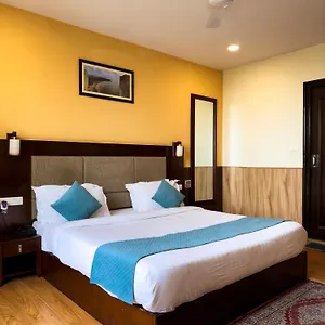 3* Hotel Royal Palm - A Budget In