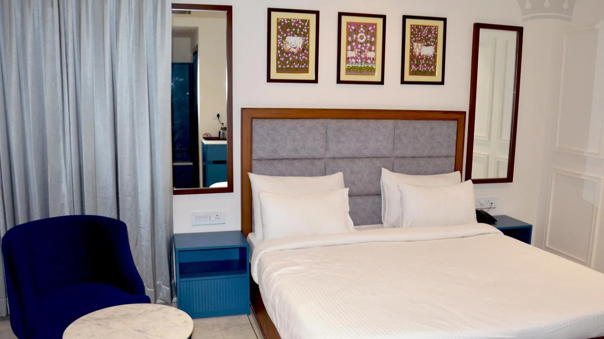 Hotel Sita Royal Lakside Chalet Udaipur 3*,  India